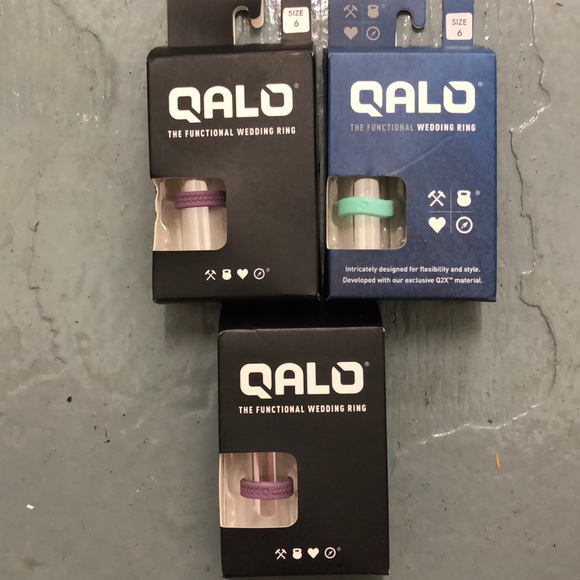 Qalo the Silicon wedding band - Picture 8 of 11